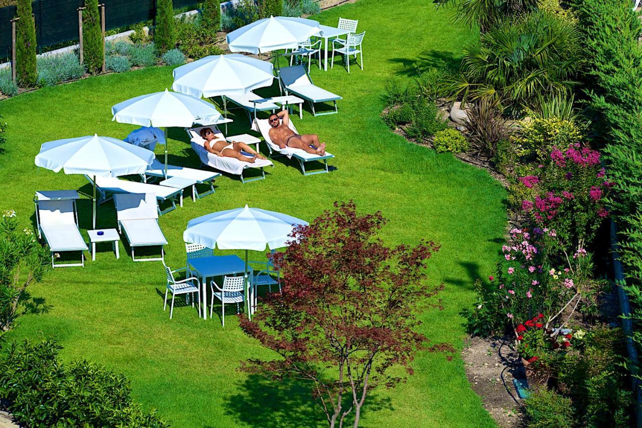 Hatelier Garda Home by Enjoy Garda Hotel Peschiera del Garda Dış mekan fotoğraf