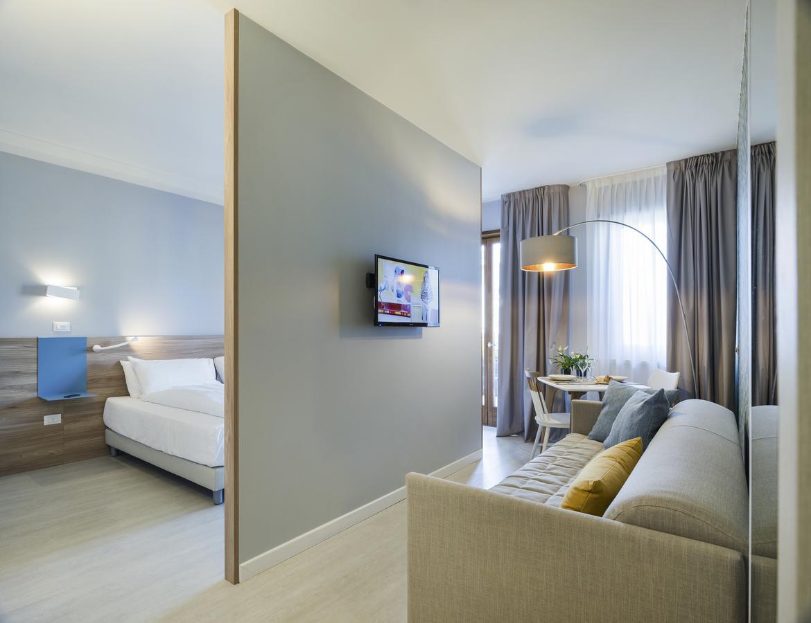 Hatelier Garda Home by Enjoy Garda Hotel Peschiera del Garda Dış mekan fotoğraf