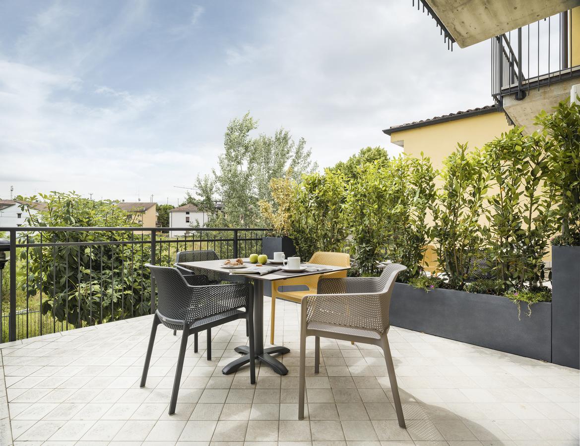 Hatelier Garda Home by Enjoy Garda Hotel Peschiera del Garda Dış mekan fotoğraf