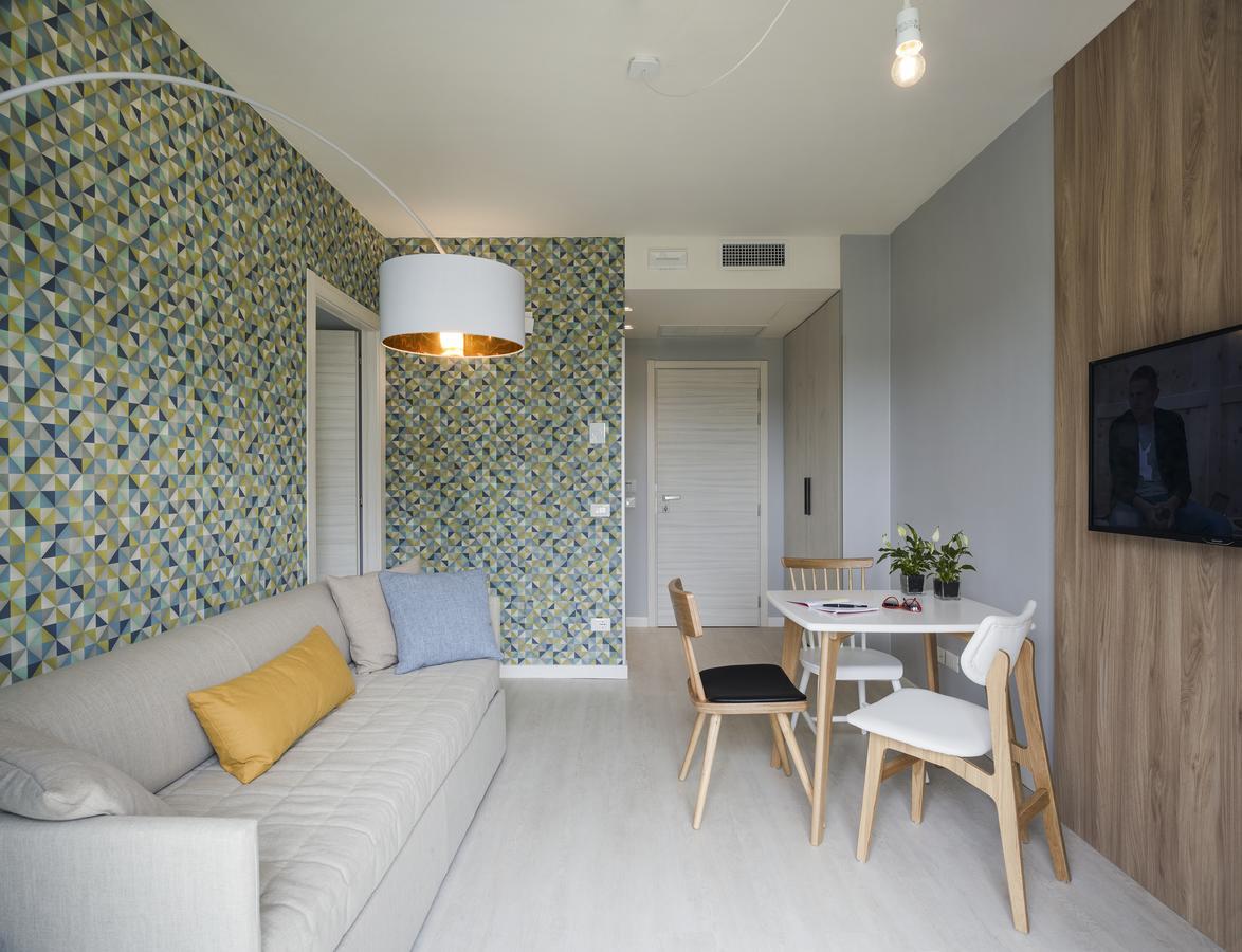 Hatelier Garda Home by Enjoy Garda Hotel Peschiera del Garda Dış mekan fotoğraf