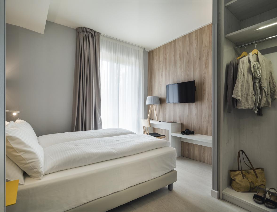 Hatelier Garda Home by Enjoy Garda Hotel Peschiera del Garda Dış mekan fotoğraf